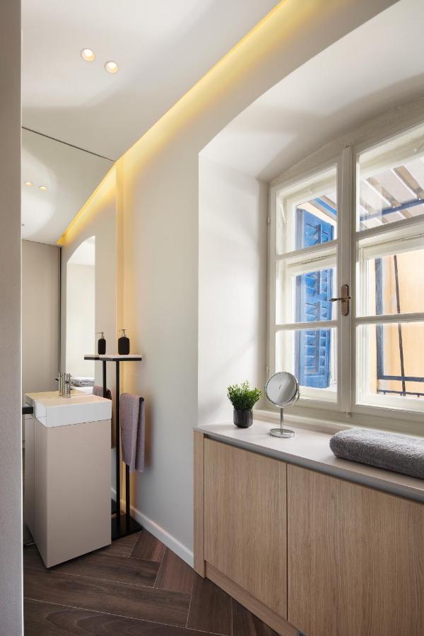Oia Room Labin  Eksteriør bilde